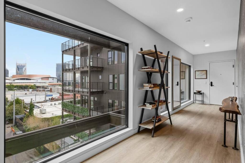 Skyline View, Pool, Gym, Balcony'S, Walk To Bway! Apartment Nashville Exterior photo