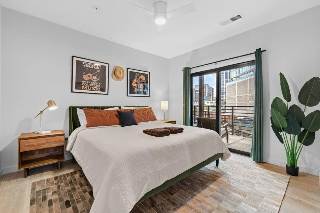 Skyline View, Pool, Gym, Balcony'S, Walk To Bway! Apartment Nashville Exterior photo